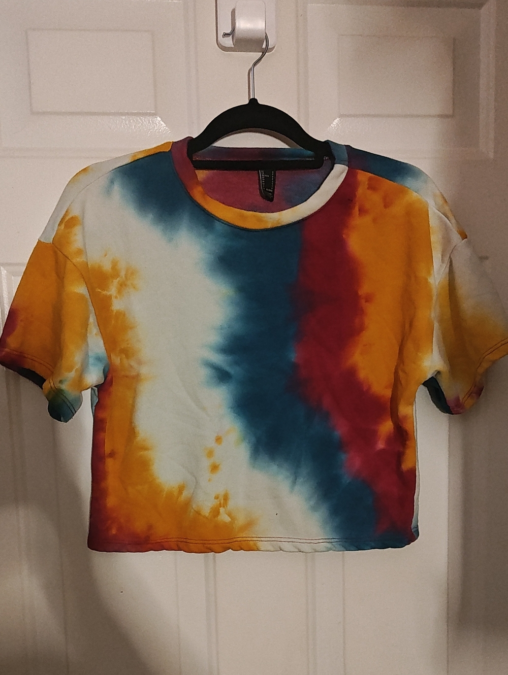 Forever 21 Tie-Dye Cropped Tee in Blue, Yellow & Red